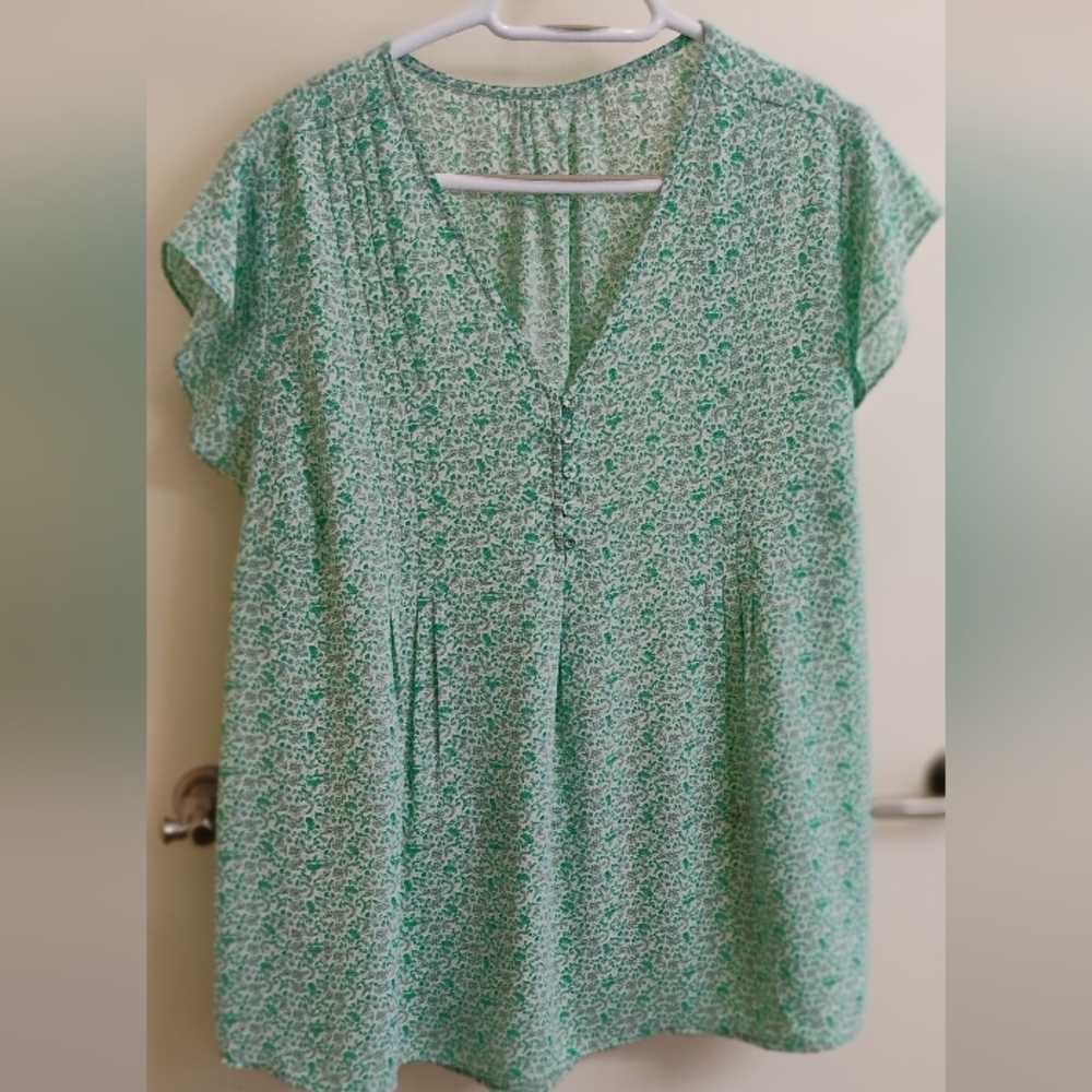 Polyester V neck top
